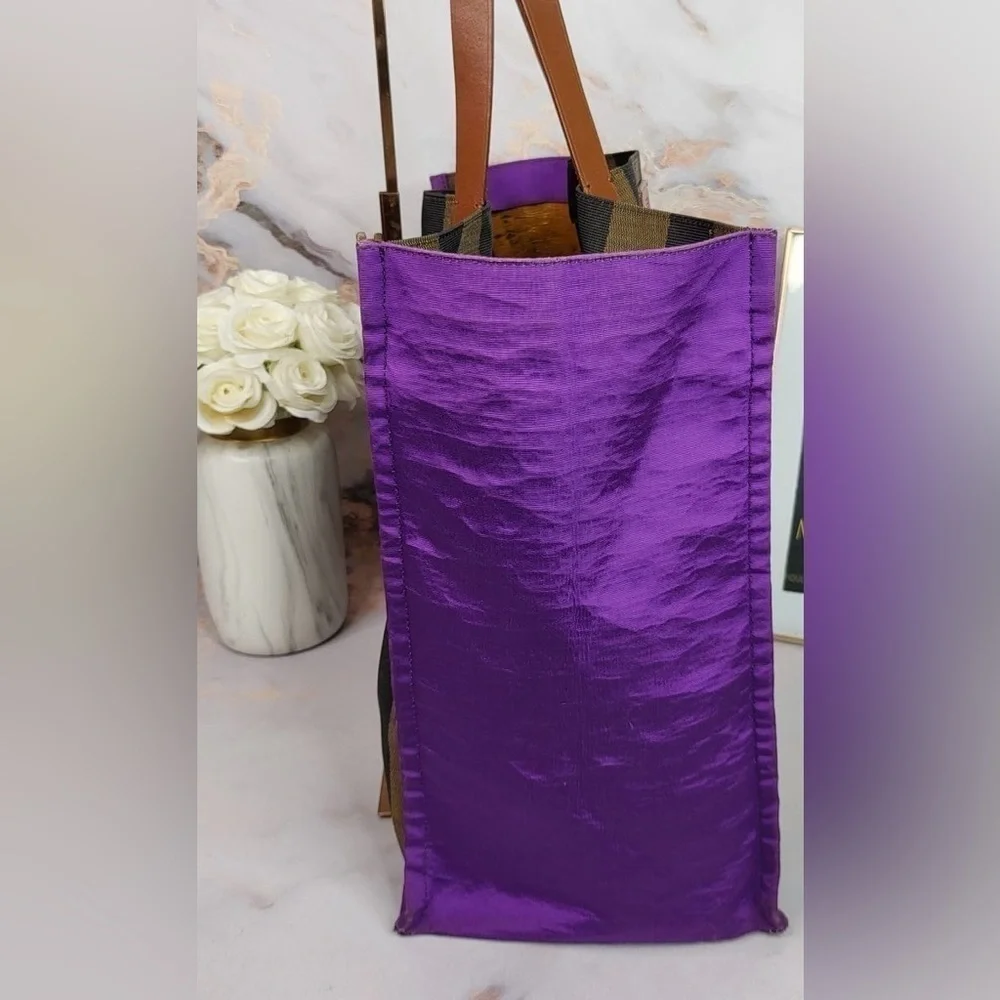 Fendi PEQUIN SHOPPING TOTE BAG - Picture 7 of 17